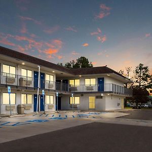 Motel 6-Sandston, Va - Richmond, Va